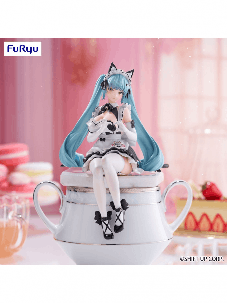 Фигурка Privaty Unkind Maid из Goddess of Victory: NIKKE от FuRyu: Привати в наряде горничной сидит на чайной чашке